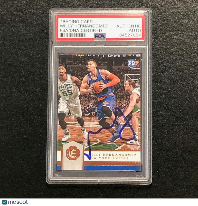 2016-17 Panini Excalibur #117 Willy Hernangomez Signed Card AUTO PSA Slabbed RC