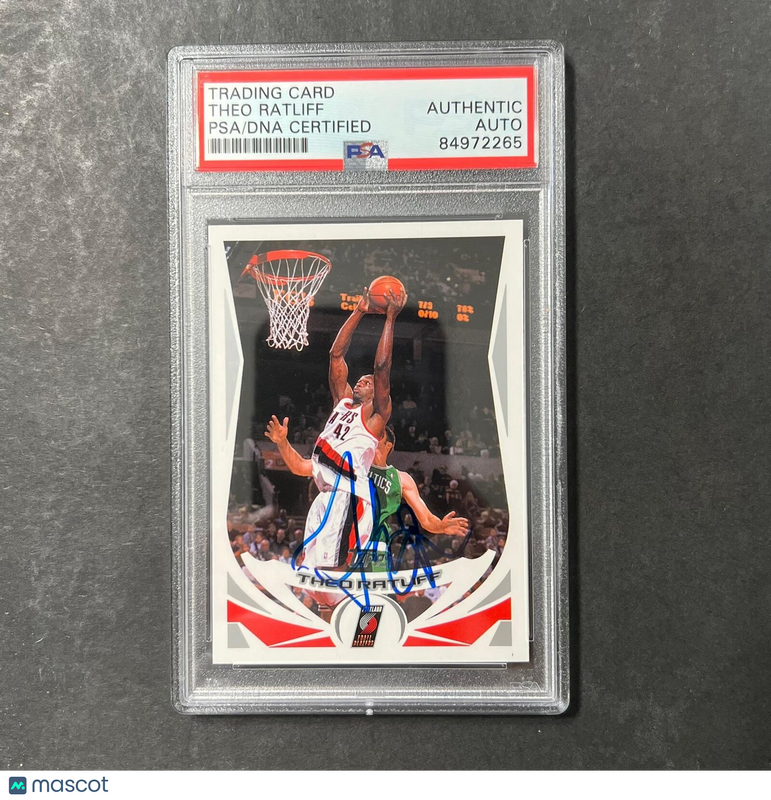 2004 Topps #138 Theo Ratliff Signed Card AUTO PSA Slabbed Trailblazers