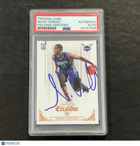 2014-15 Panini Excalibur #161 Noah Vonleh Signed Card AUTO PSA/DNA Slabbed RC