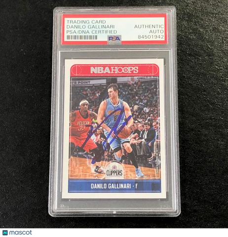 2017-18 NBA Hoops #141 Danilo Gallinari Signed AUTO PSA Slabbed Nuggets