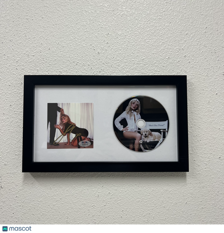Sabrina Carpenter Signed CD Insert Frame PSA Autographed Man's Best Friend