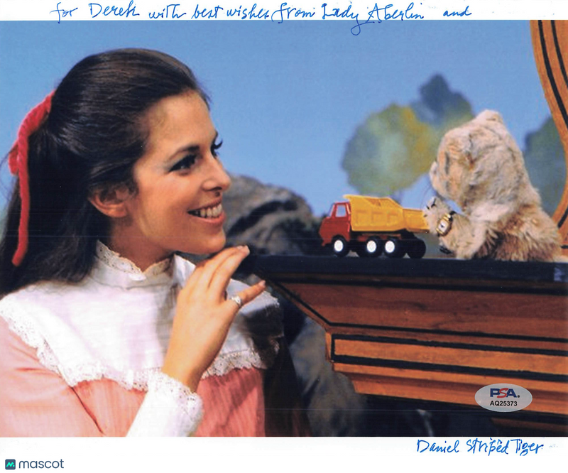 Betty Aberlin Signed 8x10 Photo PSA Autographed