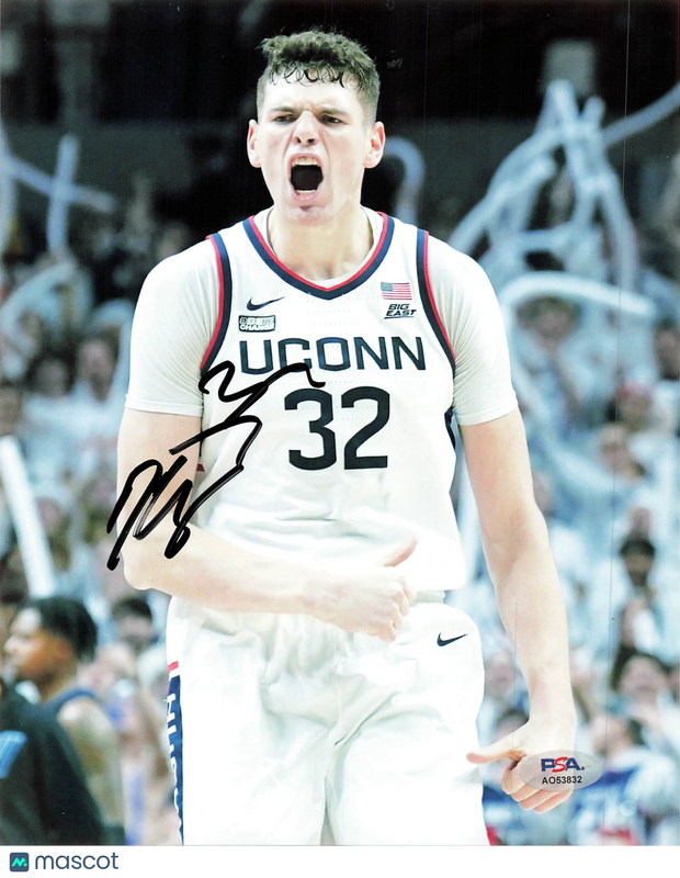 Donovan Clingan Signed 8x10 Photo PSA UCONN