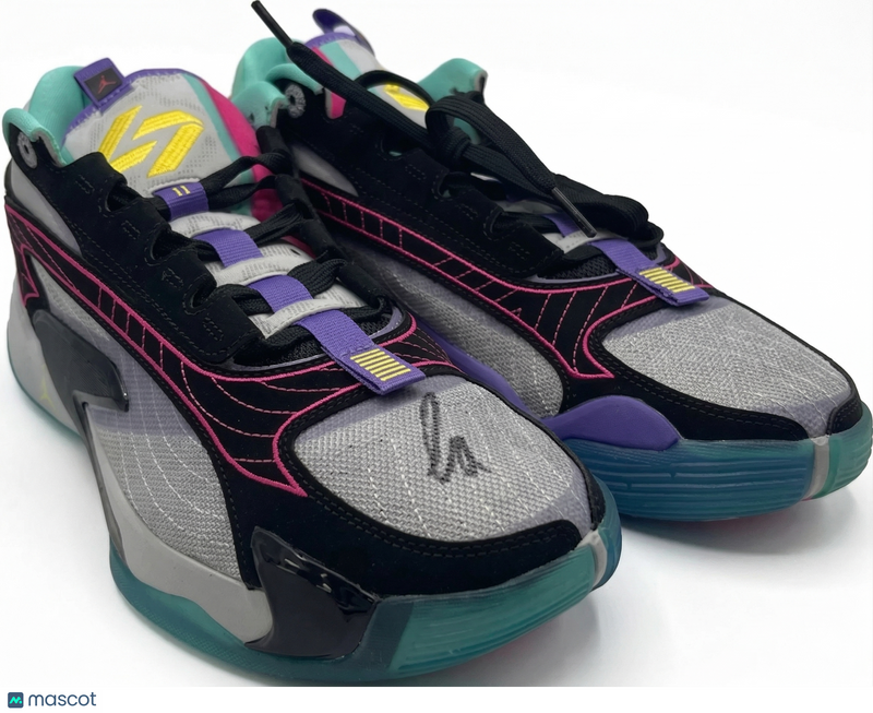 Luka Doncic Signed Basketball Shoes PSA Autographed Lakers