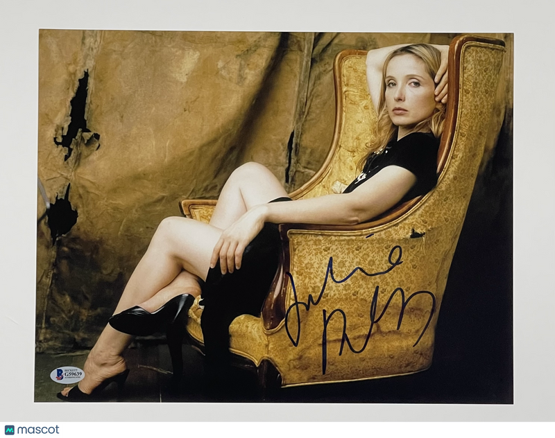 Julie Delpy signed 11x14 Photo BAS Autographed