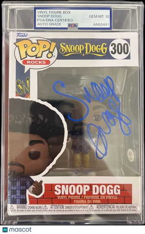 Snoop Dogg signed Funko Pop #300 Encapsulated PSA Auto 10 Autographed