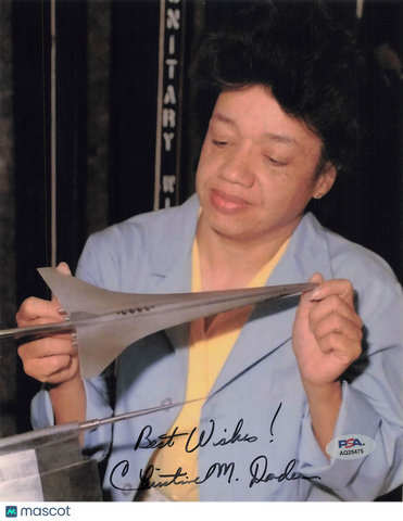 Christine Darden Signed 8x10 Photo PSA Autographed