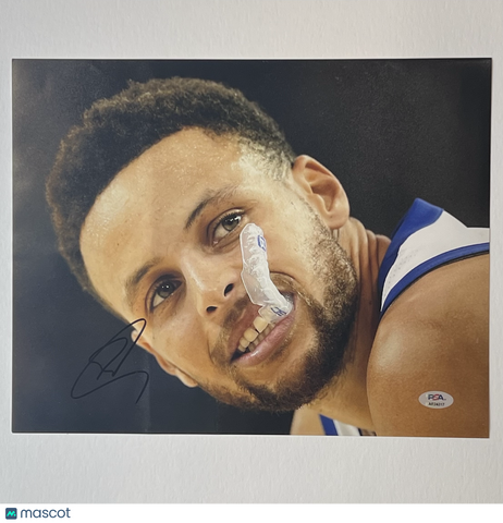 Stephen Curry Golden State Warriors Signed Basketball 11x14 Photo PSA