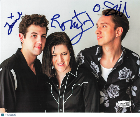 Jamie Smith, Romy Madley Croft, Oliver Sim Signed 8x10 Photo JSA