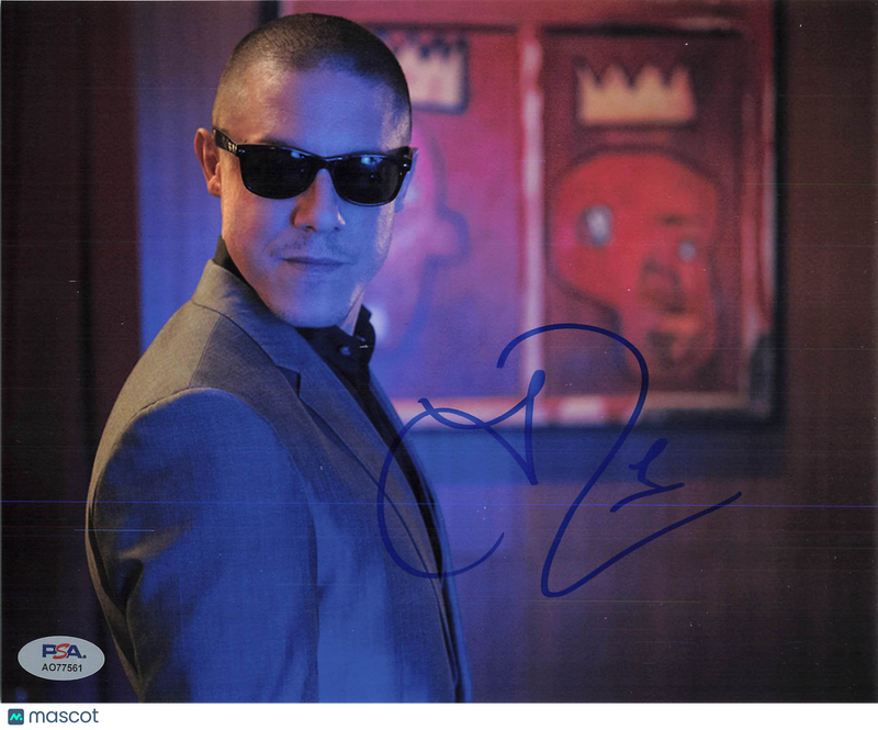 Theo Rossi Signed 8x10 Photo PSA Autographed