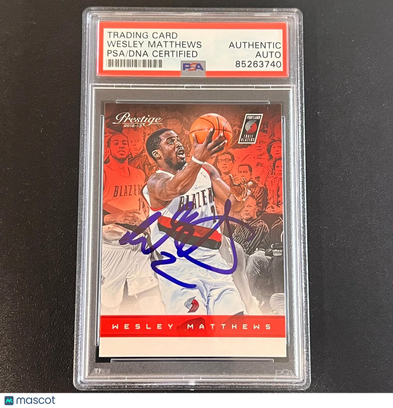 2012-13 Panini Prestige #98 Wesley Matthews Signed Card AUTO PSA Slabbed Blazers