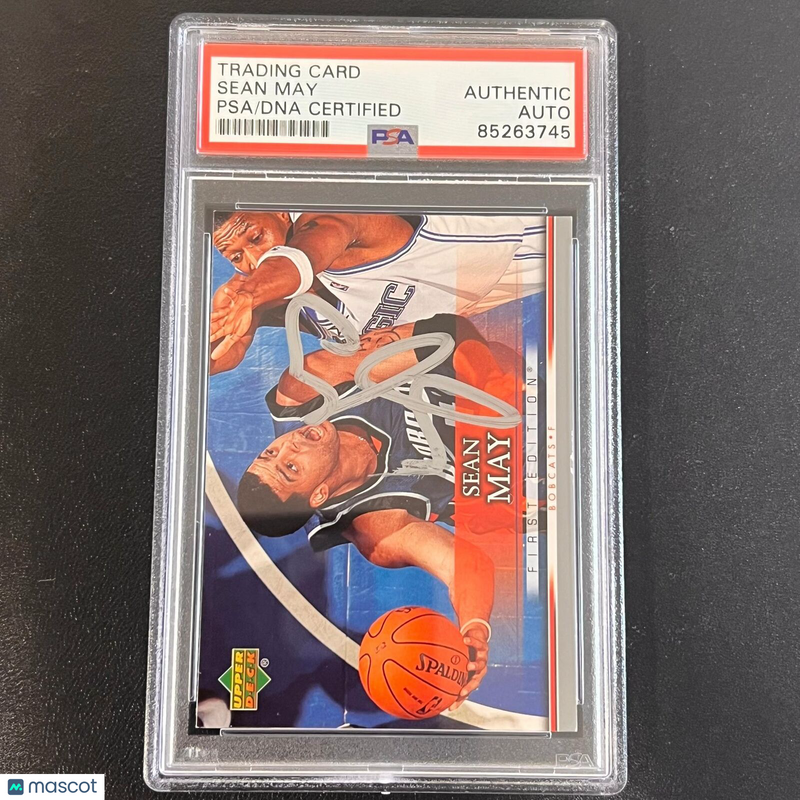 2007-08 Upper Deck First Edition #150 Sean May Signed Card AUTO PSA/DNA Slabbed