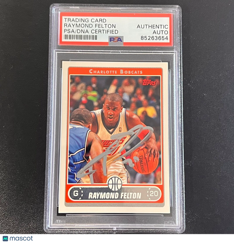 2006-07 Topps NBA Properties #20 Raymond Felton Signed Card AUTO PSA/DNA Slabbed