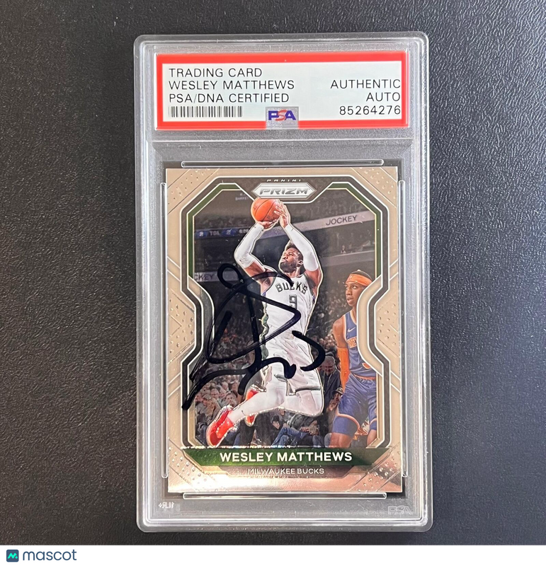 2020-21 Panini Prizm #168 Wesley Matthews Signed Card AUTO PSA Slabbed Bucks