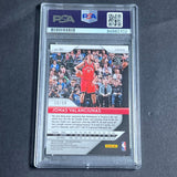 2018-19 Panini Prizm Cracked Red Ice #93 Jonas Valanciunas Signed Card AUTO PSA