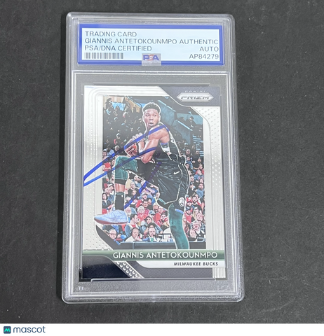 2018 Giannis Antetokounmpo Panini Prizm#296 Signed Card PSA Autographed
