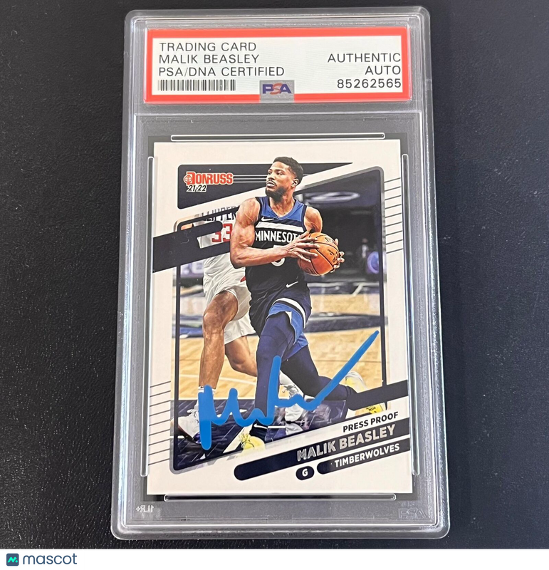2021-22 NBA Hoops #58 Malik Beasley Signed Card AUTO PSA/DNA Slabbed