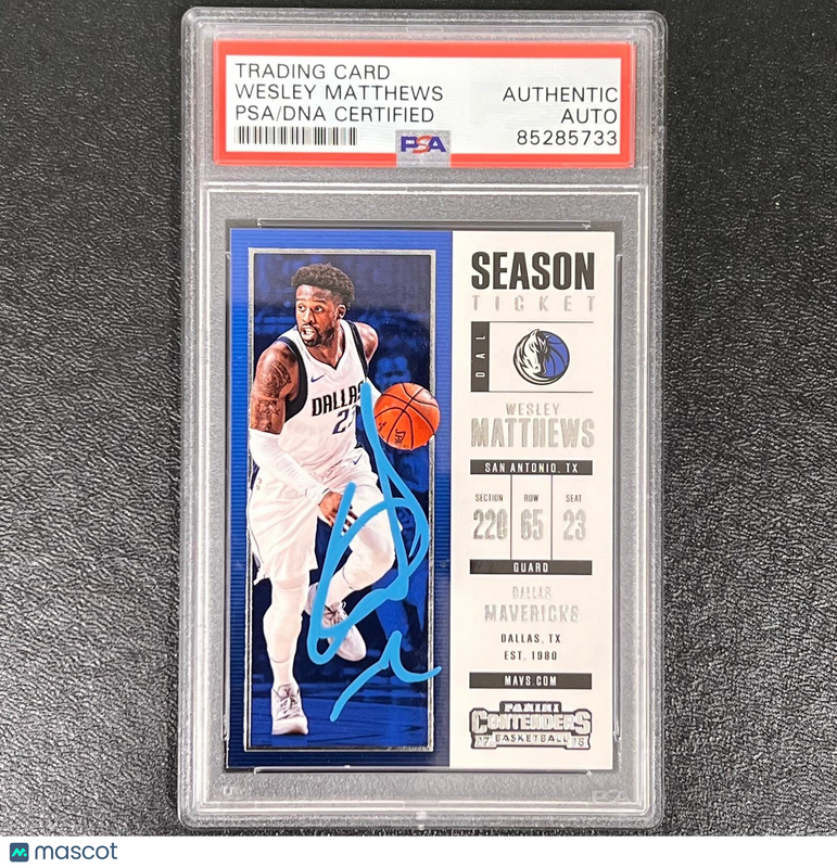 2017-18 Panini Contenders #75 Wesley Matthews Signed Card AUTO PSA Slabbed Maver