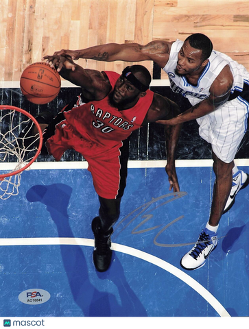 REGGIE EVANS signed 8x10 photo PSA/DNA Toronto Raptors Autographed