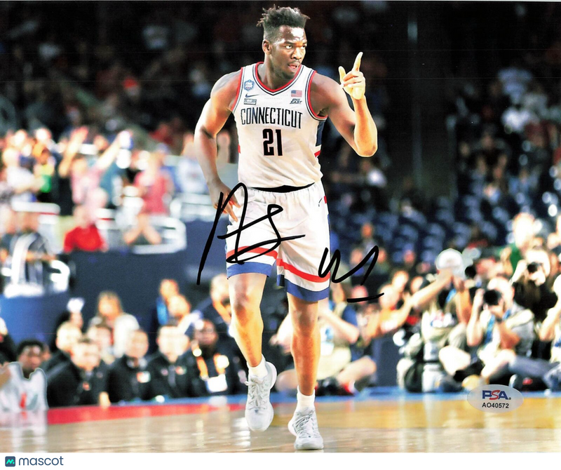 Adama Sanogo Signed 8x10 photo PSA/DNA UConn Autographed