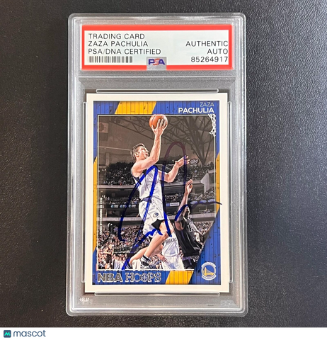 2016-17 NBA Hoops #84 Zaza Pachulia Signed Card AUTO PSA Slabbed Warriors