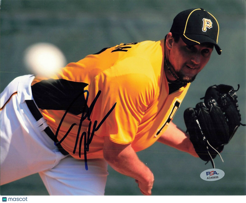 Joel Hanrahan signed 8x10 photo PSA/DNA Pittsburgh Pirates Autographed