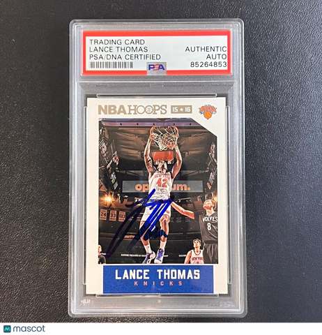 2015-16 Panini NBA Hoops #252 Lance Thomas Signed Card AUTO PSA Slabbed Knicks