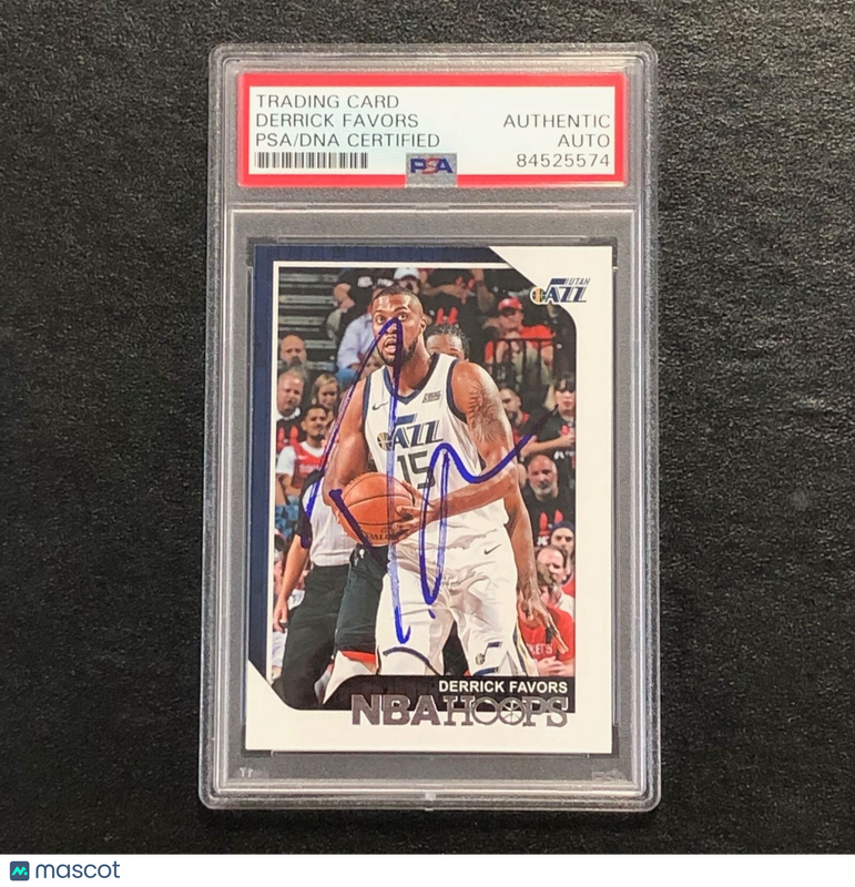 2018-19 NBA Hoops #120 Derrick Favors Signed Card AUTO PSA Slabbed Jazz