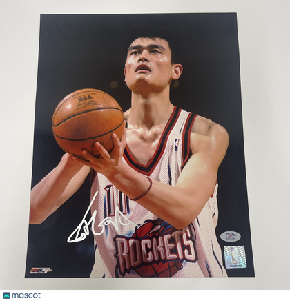Yao Ming Signed 11x14 Photo PSA Houston Rockets