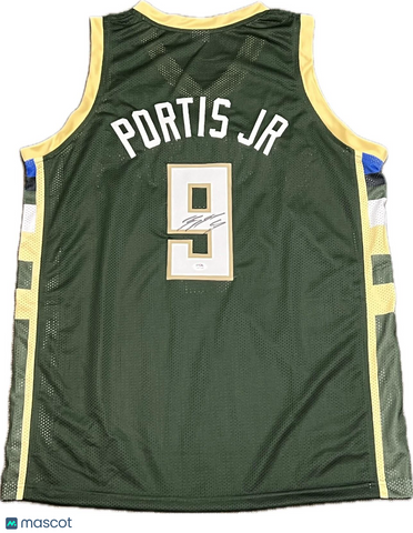Bobby Portis signed jersey PSA/DNA Milwaukee Bucks Autographed