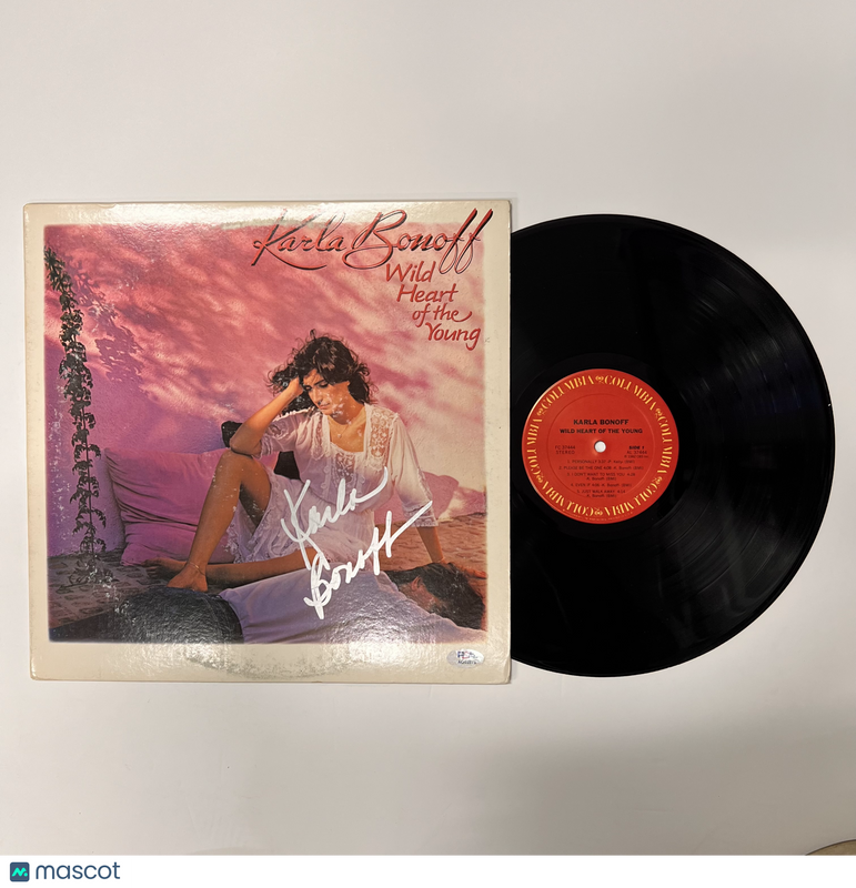 Karla Bonoff  Signed Wild Heart of the Young Vinyl Album PSA