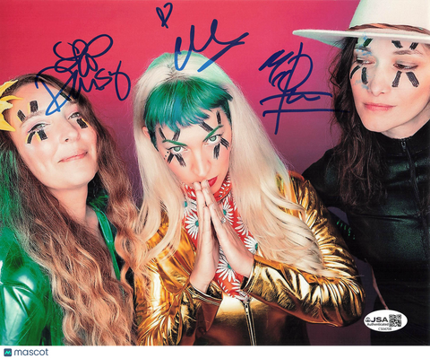 Meta Dead, Daisy Dead, McQueen Dead Signed 8x10 Photo JSA Auto