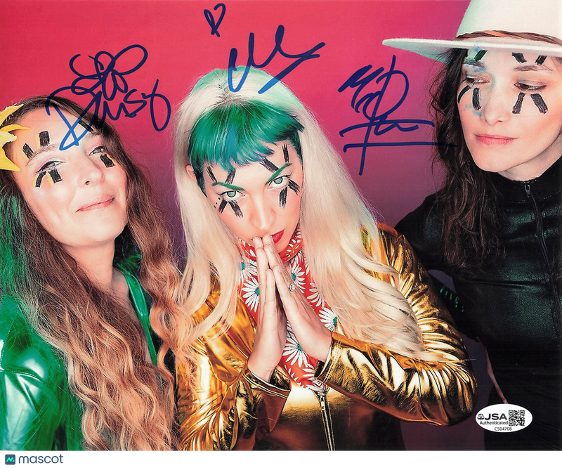 Meta Dead, Daisy Dead, McQueen Dead Signed 8x10 Photo JSA Auto