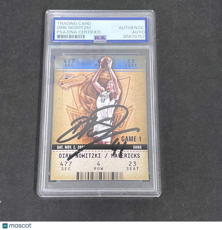 2002 Dirk Nowitzki Fleer Authentix#23 Signed Card Auto Auth Autographed