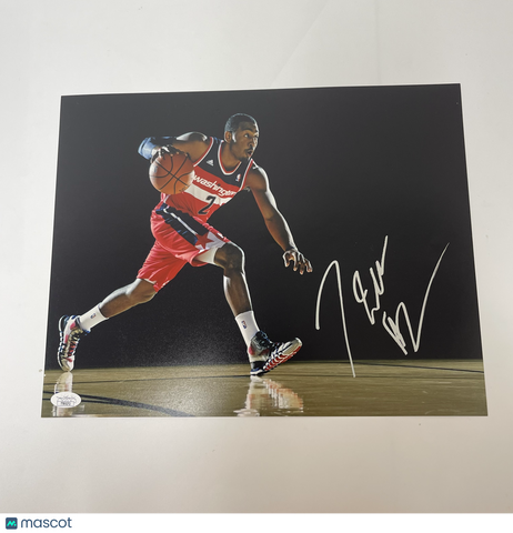 John Wall Signed 11x14 Photo JSA Autogtaphed Wizards