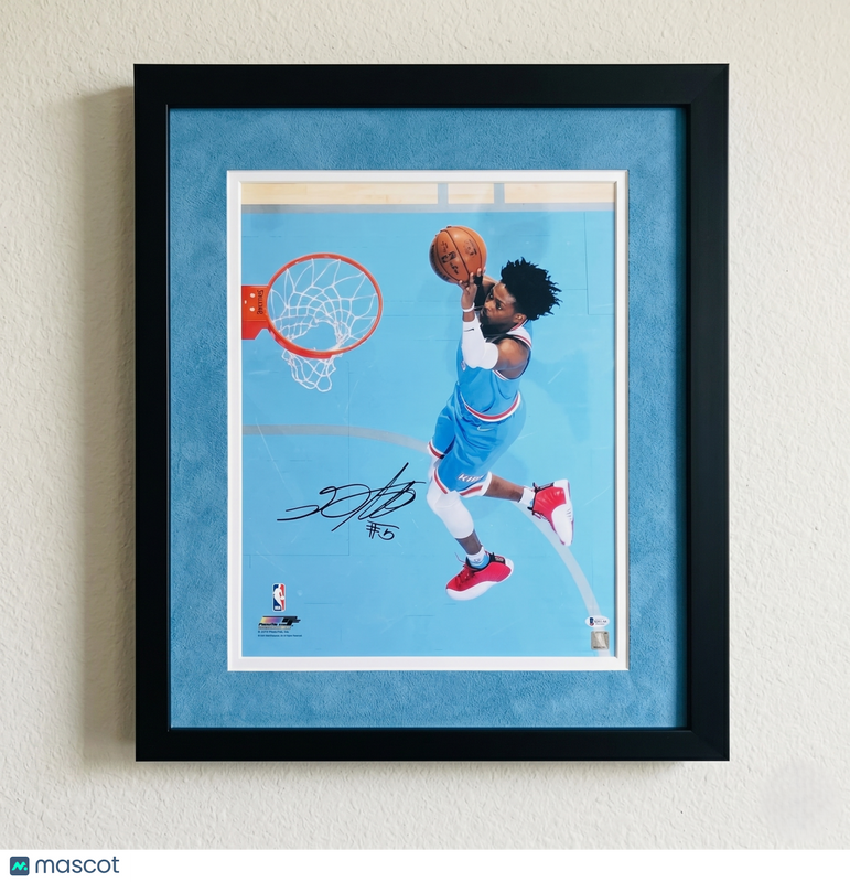 De'Aaron Fox Sacramento Kings Signed Basketball 16x20 Custom Framed Photo PSA