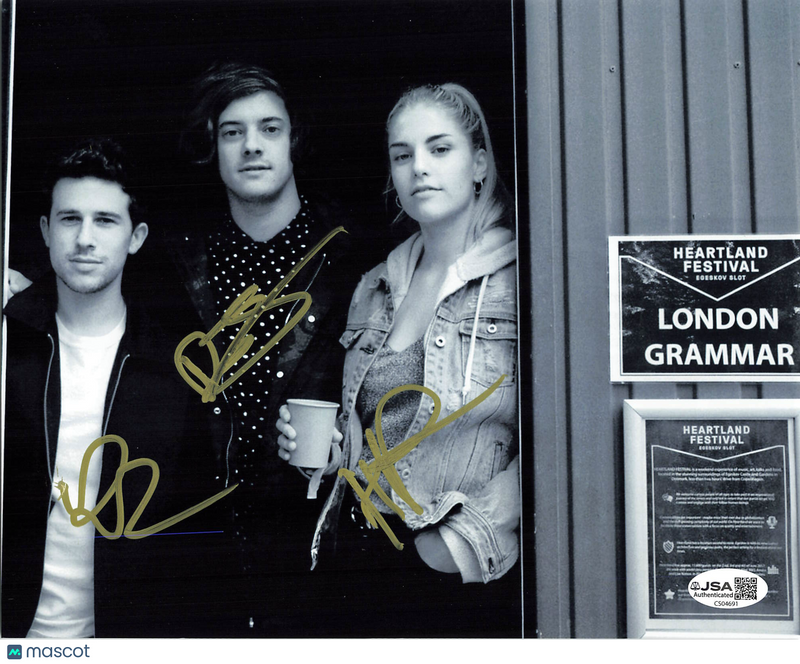Hannah Reid, Dan Rothman, Dominic Major Signed 8x10 Photo JSA