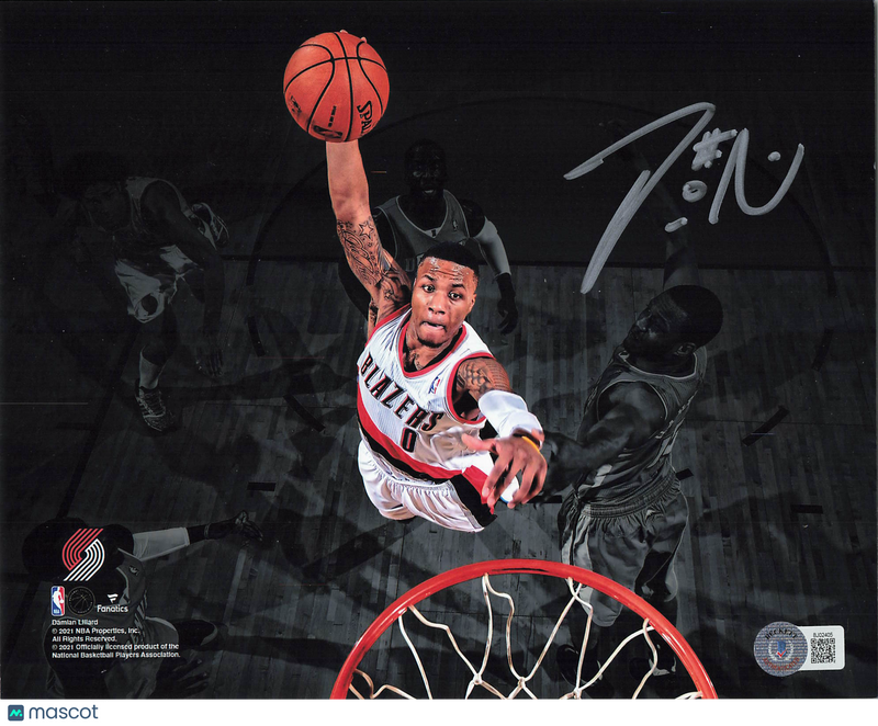 Damian Lillard Portland Trail Blazers Signed Basketball 8x10 Photo BAS