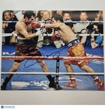 Oscar De La Hoya Signed Boxing 11x14 Photo