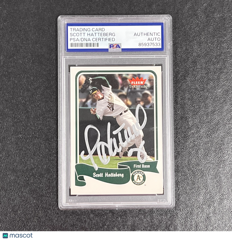 2004 Fleer Tradition #290 Scott Hatteberg Signed Card Auto PSA Slabbed Athletics