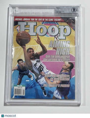 Tim Duncan Signed 1999  Hoop Magazine BAS Autographed Encapsulated