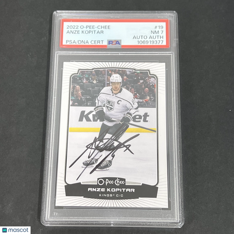 2022 Upper Deck O-Pee-Chee #19 Anze Kopitar signed card PSA 7 Auto A