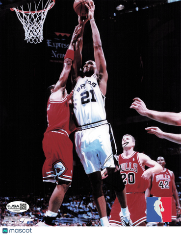 Tim Duncan San Antonio Spurs Signed Basketball 8x10 Photo JSA