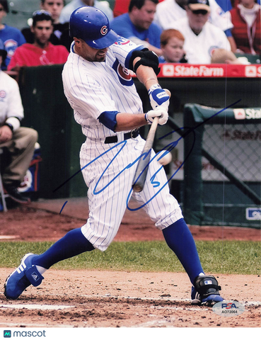 Reed Johnson Chicago Cubs Signed 8x10 Photo PSA
