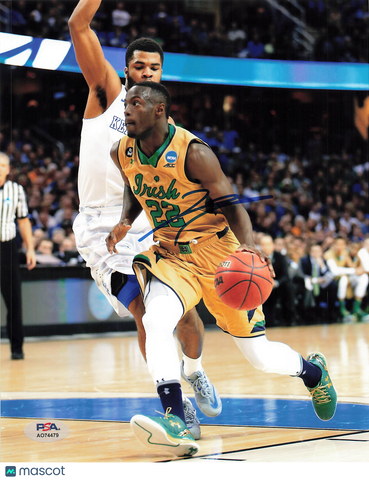 Jerami Grant Notre Dame Fighting Irish Signed Basketball 8x10 Photo PSA