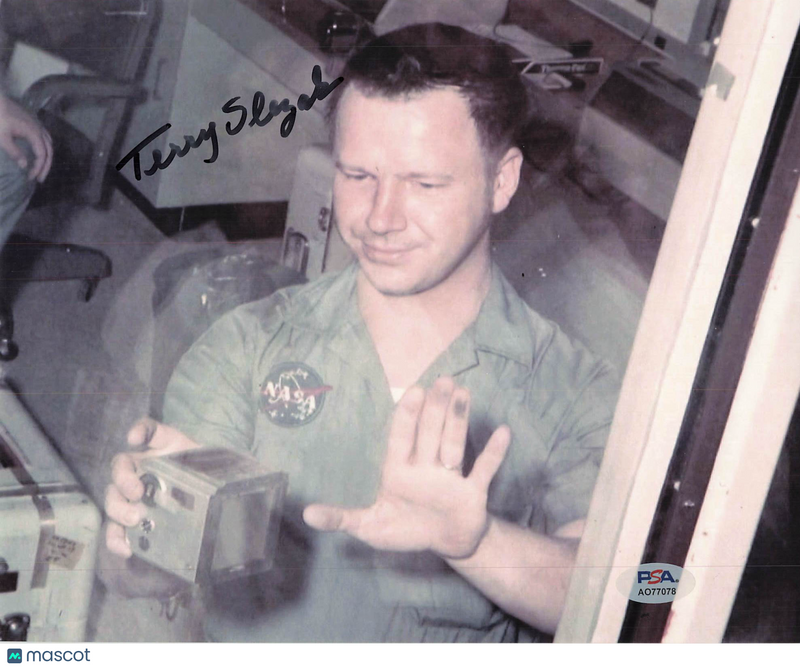 Terry Slezak Signed 8x10 Photo PSA Autographed