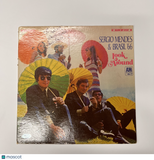 Lani Hall Signed Look Around by Sérgio Mendes & Brasil '66 Vinyl Album PSA Auto