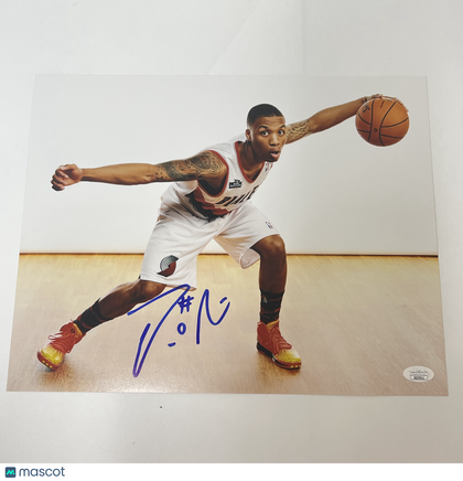 Damian Lillard Signed 11x14 Photo JSA Blazers Autographed