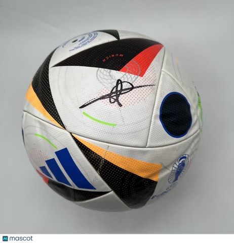 Sara Paralluelo Signed Soccer Ball FC Barcelona