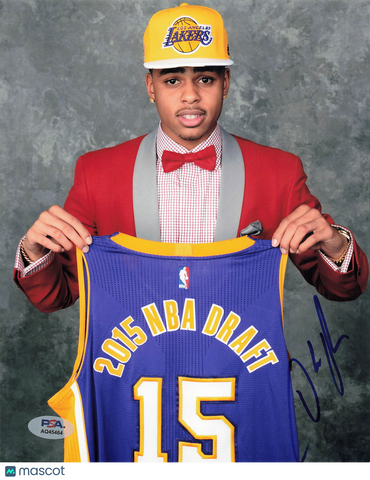 D'Angelo Russell Los Angeles Lakers Signed Basketball 8x10 Photo PSA